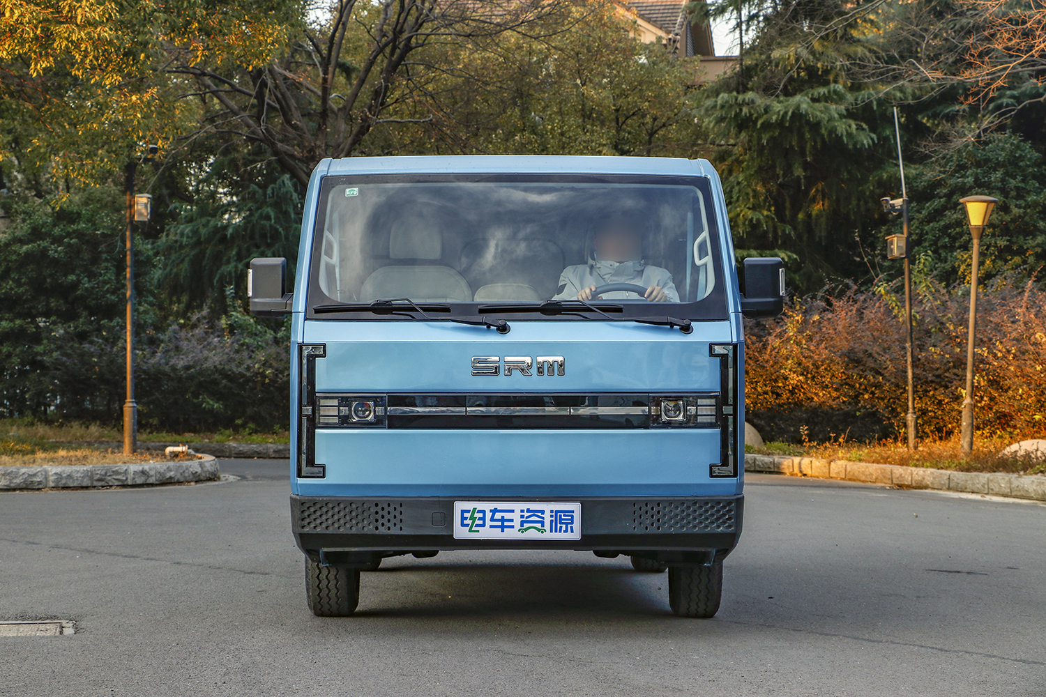 2023款 鑫源E3L 标准型 宁德时代41.86kWh（JKC5038XXYA0X1BEV）-大面图片