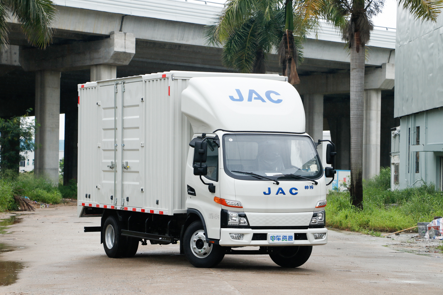 2024款 江淮EV5 厢式 亿纬动力81kWh（HFC5042XXYEV10）