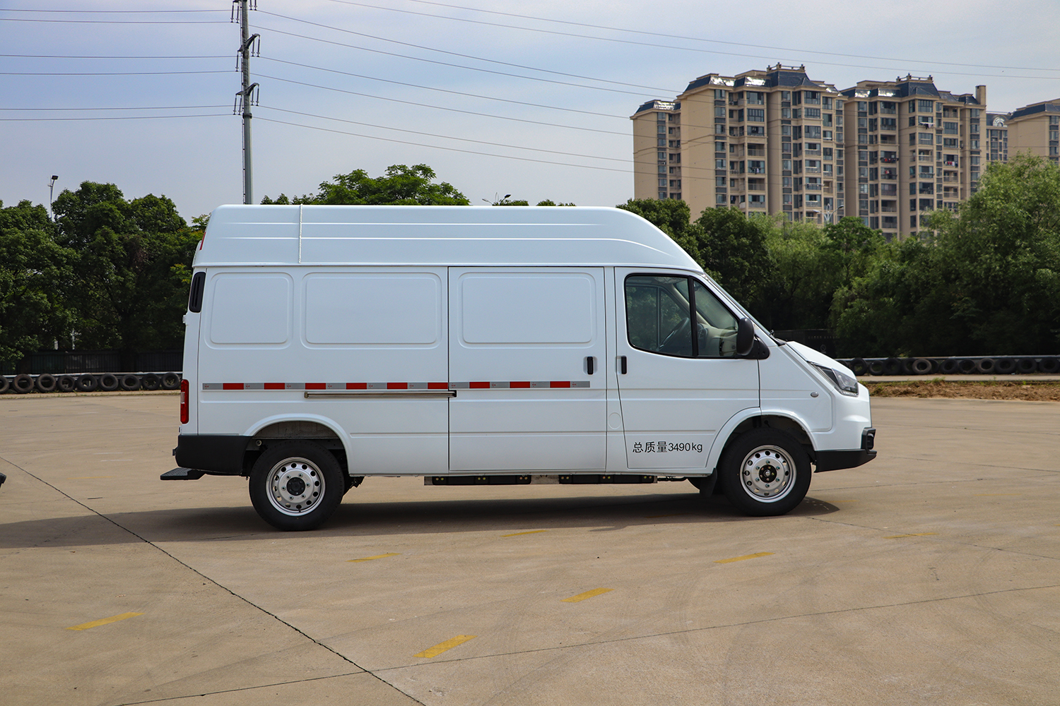 2024款 江铃晶马福运EV 宁德时代77.28kWh（JMV5040XXYBEV）