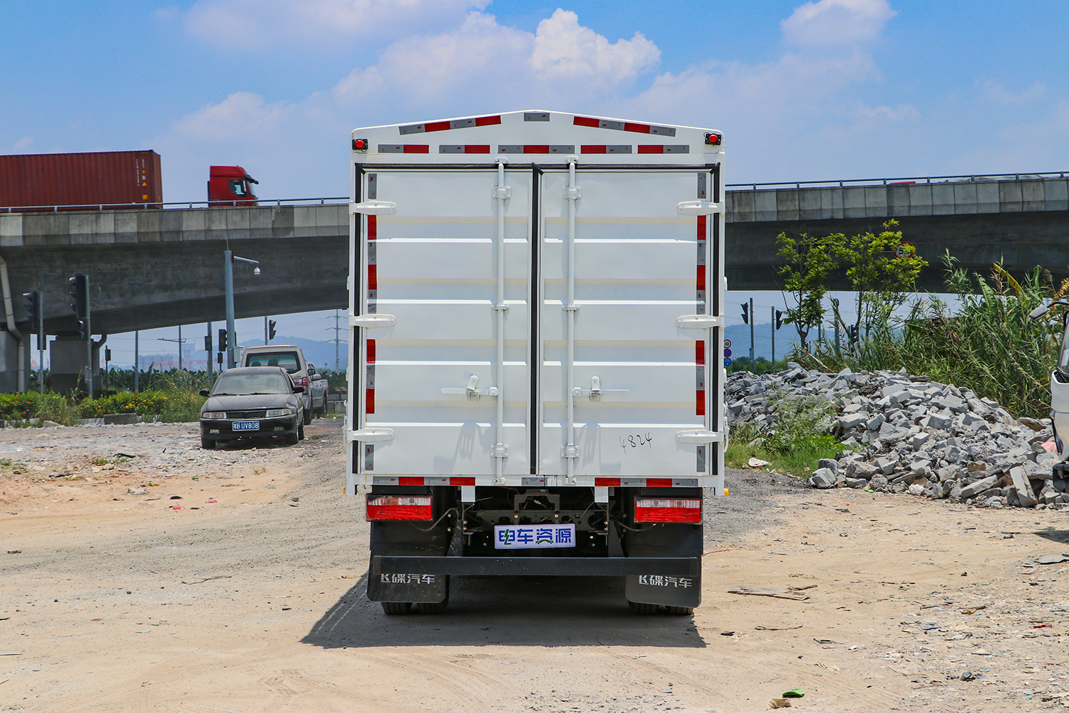 2024款 飞碟EW7 仓栅 宁德时代100.27kWh（FD5041CCYW68BEV-1）
