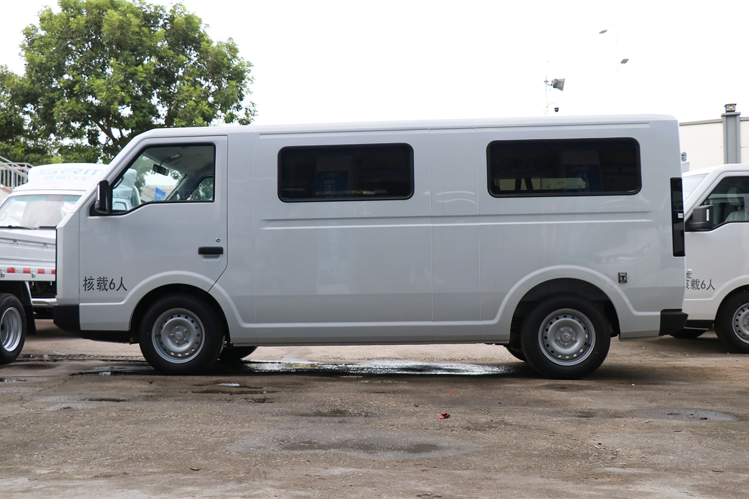 2024款 鑫源E3L 明窗 宁德时代41.86kWh（JKC6491A0X0BEV）