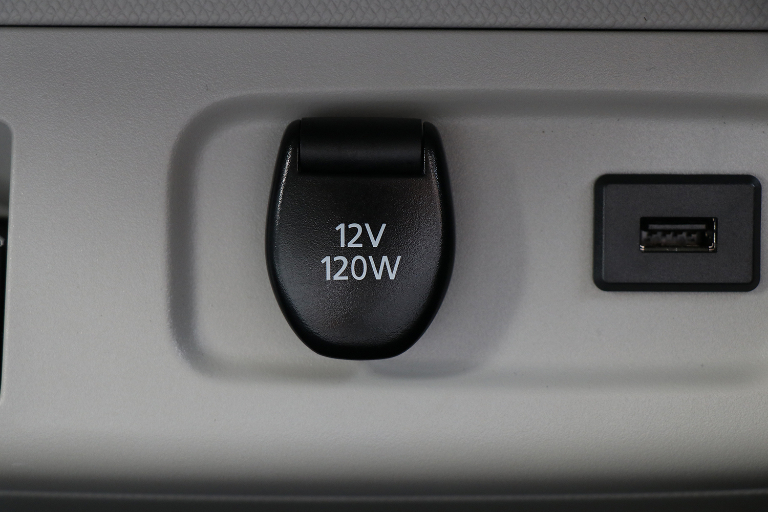 2024款 鑫源E3L 明窗 宁德时代41.86kWh（JKC6491A0X0BEV）-明窗面包车图片