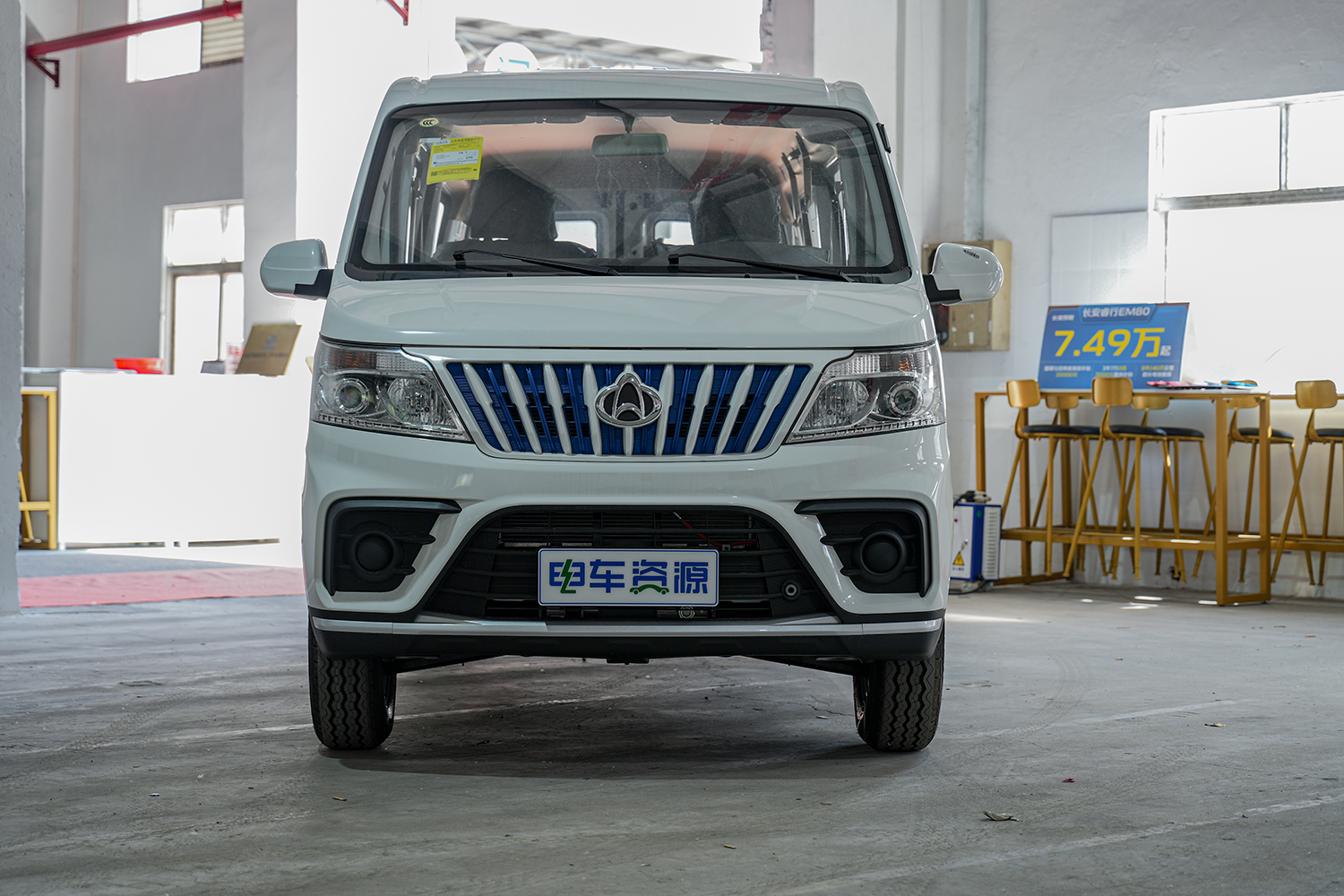 2022款 长安睿行EM80 明窗 宁德时代 41.86kWh（SC6483ABABEV）