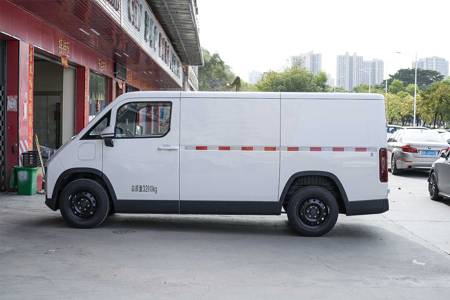 2024款 福田风景i7 短轴平顶 宁德时代41.86kWh（BJ5030XXYEVZ0）-大面图片