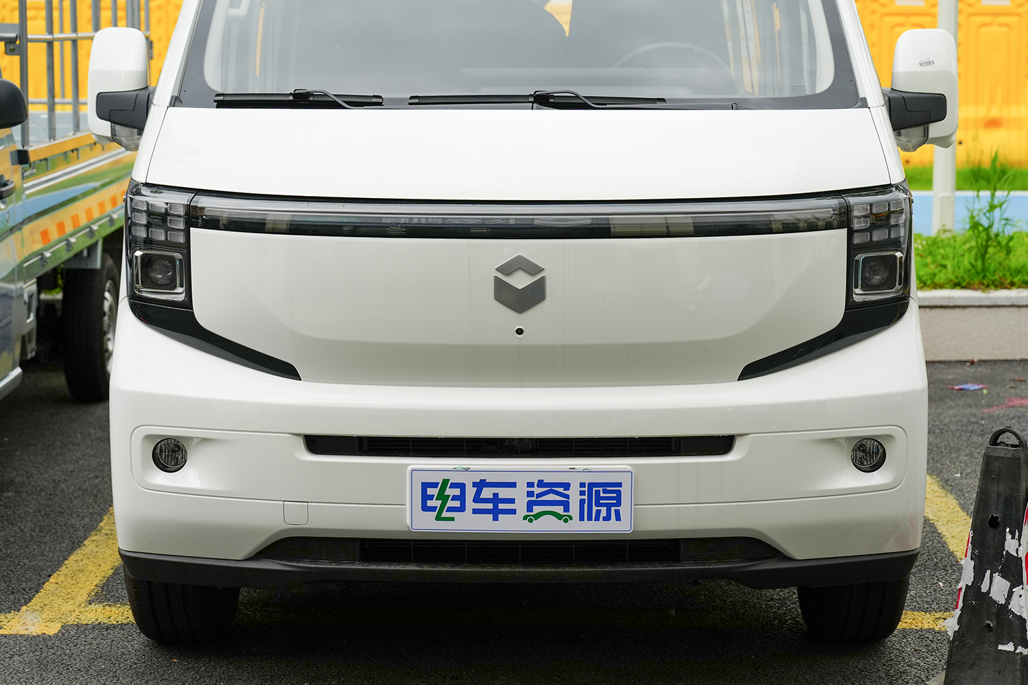 2025款 长安凯程V919 明窗 宁德时代53kWh（SC6553AAABEV）-明窗面包车图片
