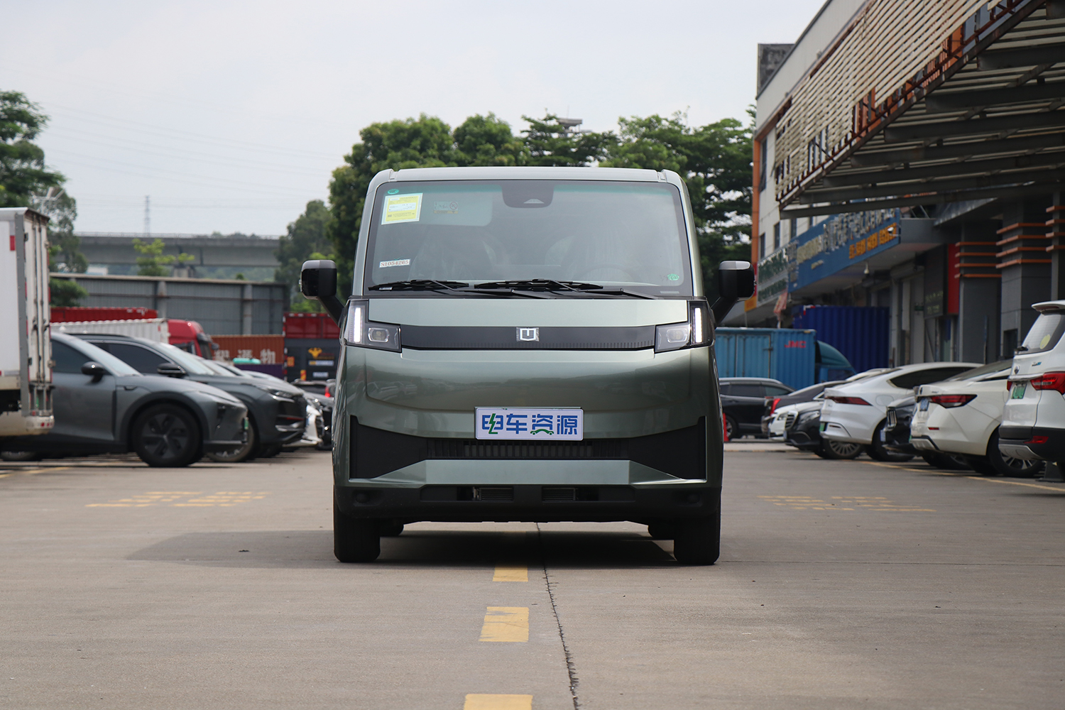 2025款 远程星享V7E 智尊版 明窗客车 宁德时代50.2kWh（JHC6507BEVR2）