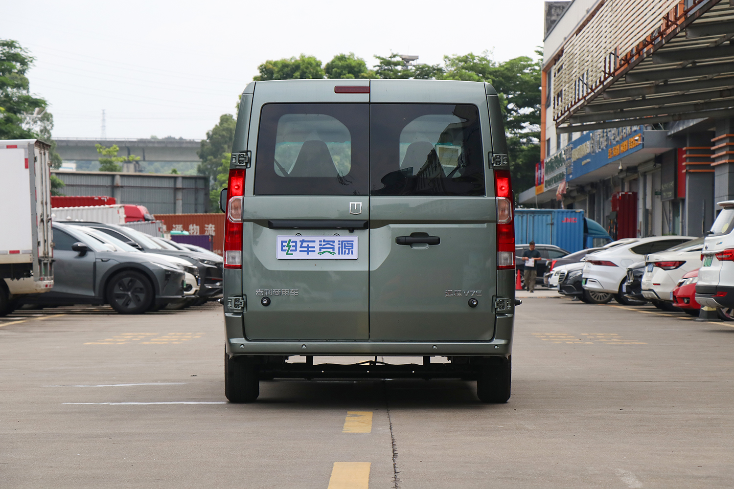 2025款 远程星享V7E 明窗客车 宁德时代（JHC6507BEVR1）-明窗面包车图片