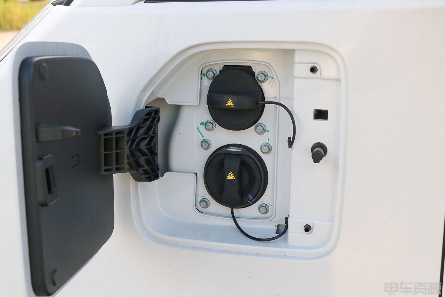 2025款 风景i9 长轴平顶 宁德时代50.23kWh （BJ5030XXYEVZ1）-大面图片