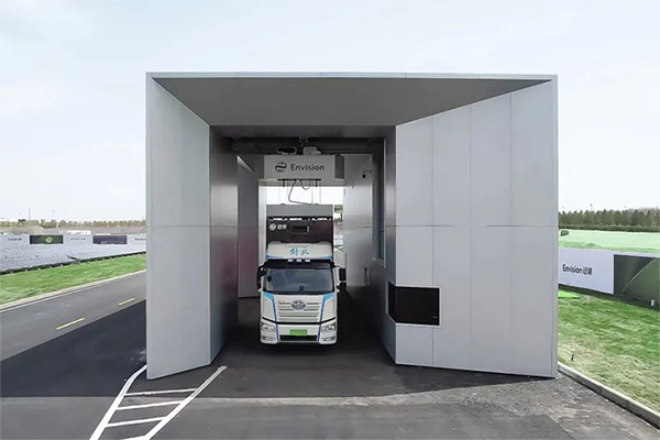南方电网打造首条电动重型卡车超级充电线路