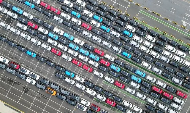 厦门：扩大汽车等大宗消费 鼓励适销对路的新能源汽车车型下乡扩展市场