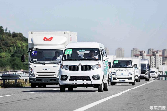 湖北宜昌：部分轻、中型厢式货车在城区道路通行管理有新规