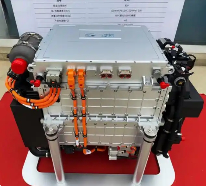 亿华通发布全新 300kW 氢燃料电池发动机，零部件国产化率 100%
