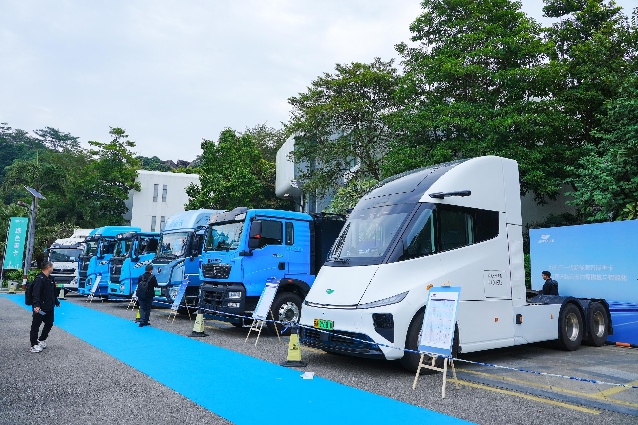 396批新车公示一共有211款新能源重卡车型 充电车型超八成